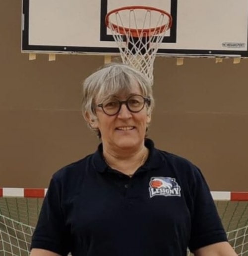 Carole, coach de basket à Lésigny